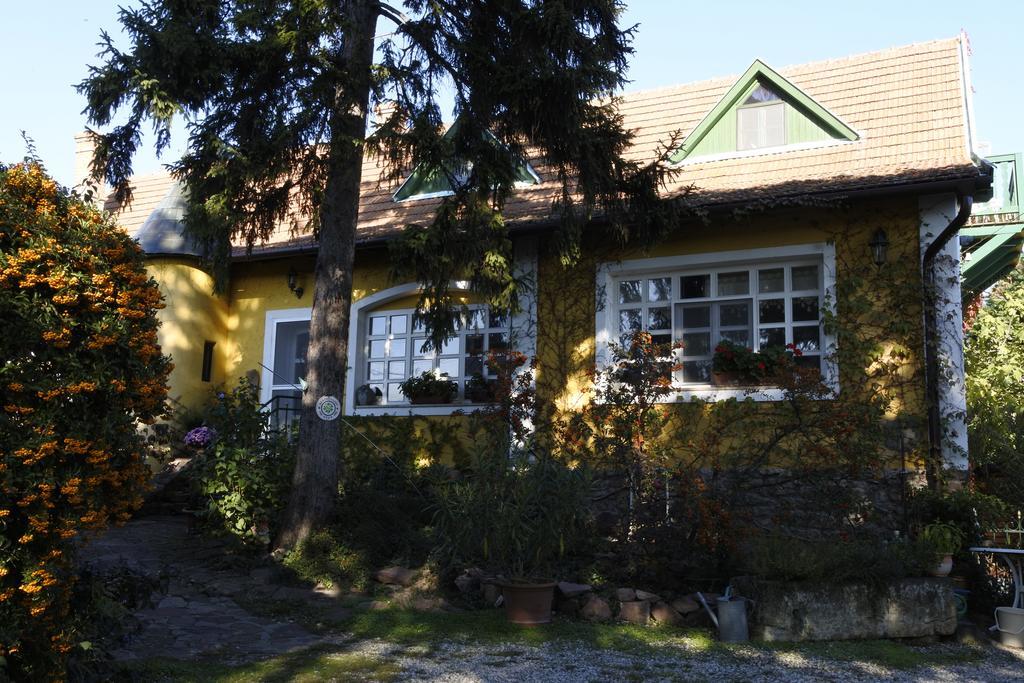 Villa-Magdi Vendégház Revfulop Exterior foto