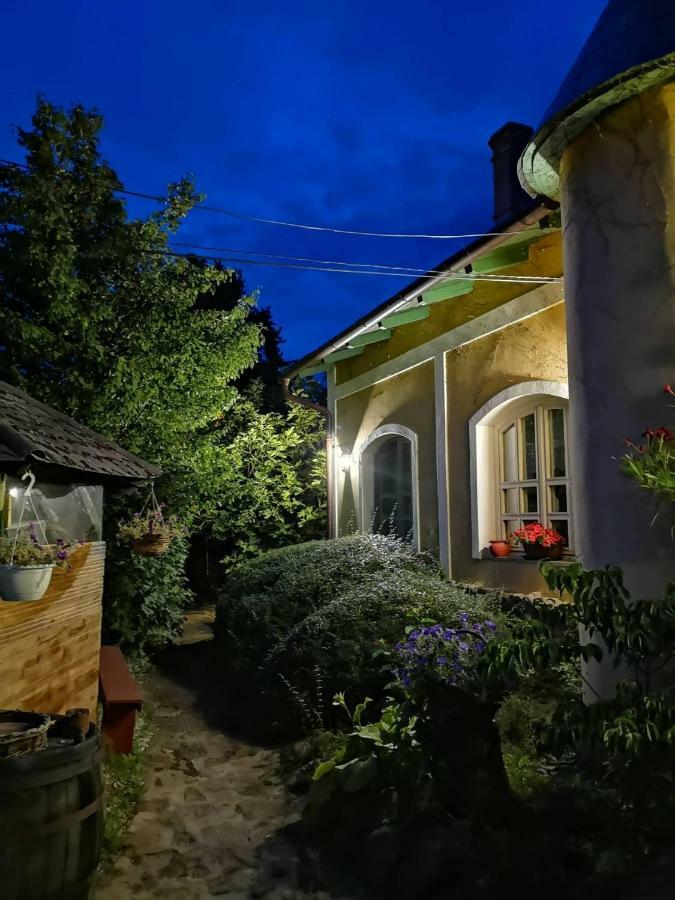 Villa-Magdi Vendégház Revfulop Exterior foto